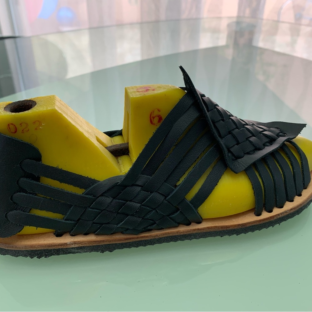 Sandals - Picture 7 of 14